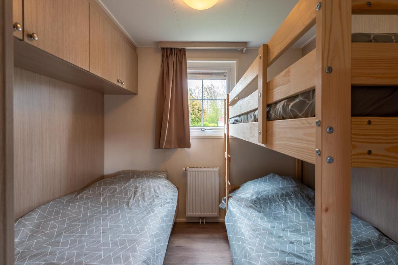 Luxe 5-Persoons Chalet Op Familiecamping Baarland 외부 사진
