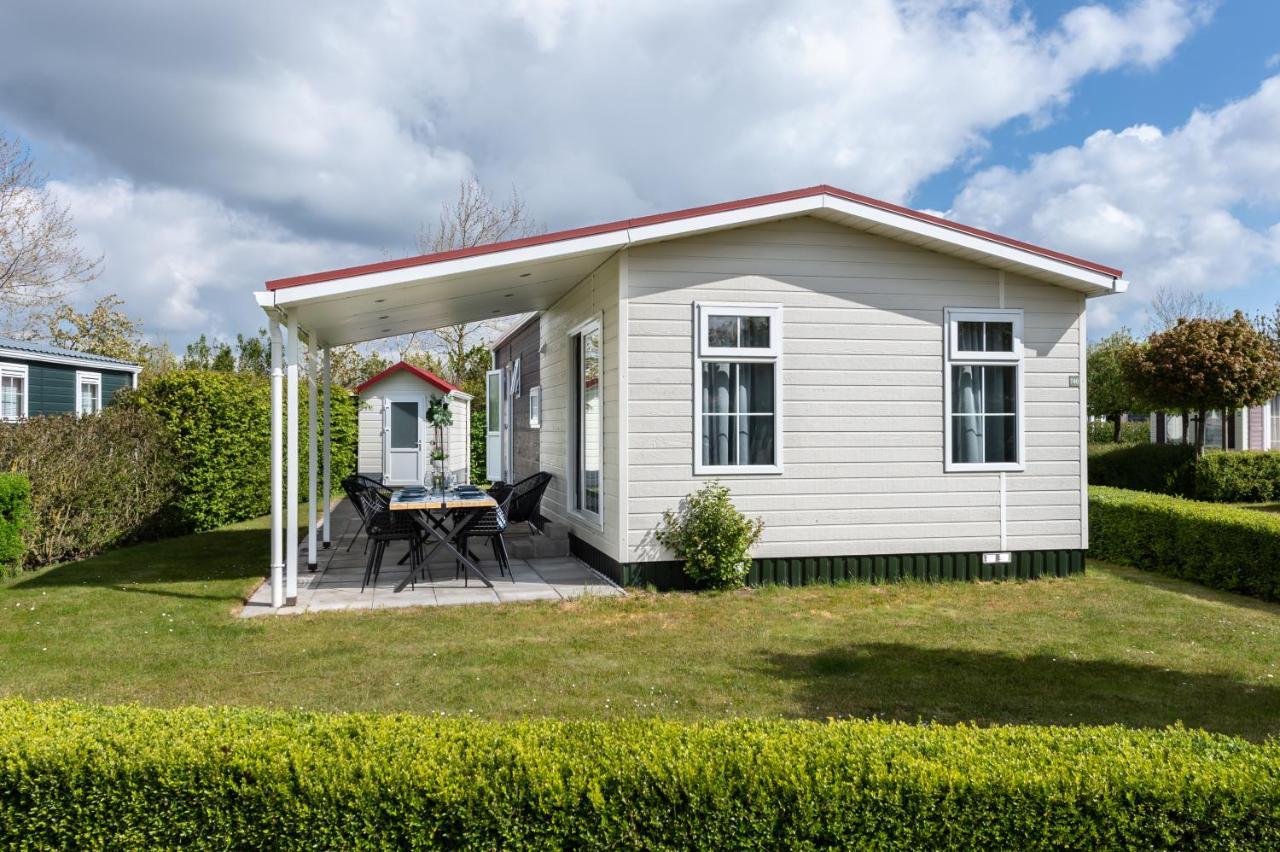 Luxe 5-Persoons Chalet Op Familiecamping Baarland 외부 사진